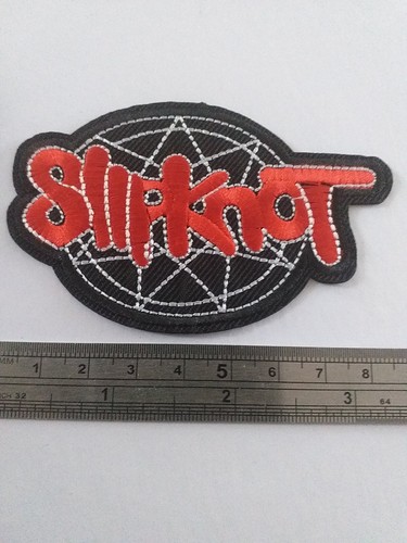 Slipknot black red small - (-0-),